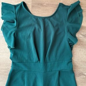 Knitee Elegant Green Ruffle Sleeve Top